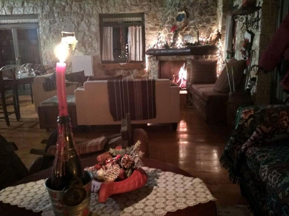 Yono'S Traditional House Ano Ravenia Exteriér fotografie